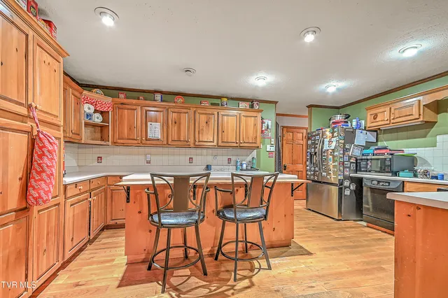 $330,000 | 20483 Hoot Owl Road, Bristol, VA 24202