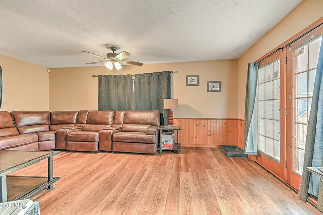 $330,000 | 20483 Hoot Owl Road, Bristol, VA 24202