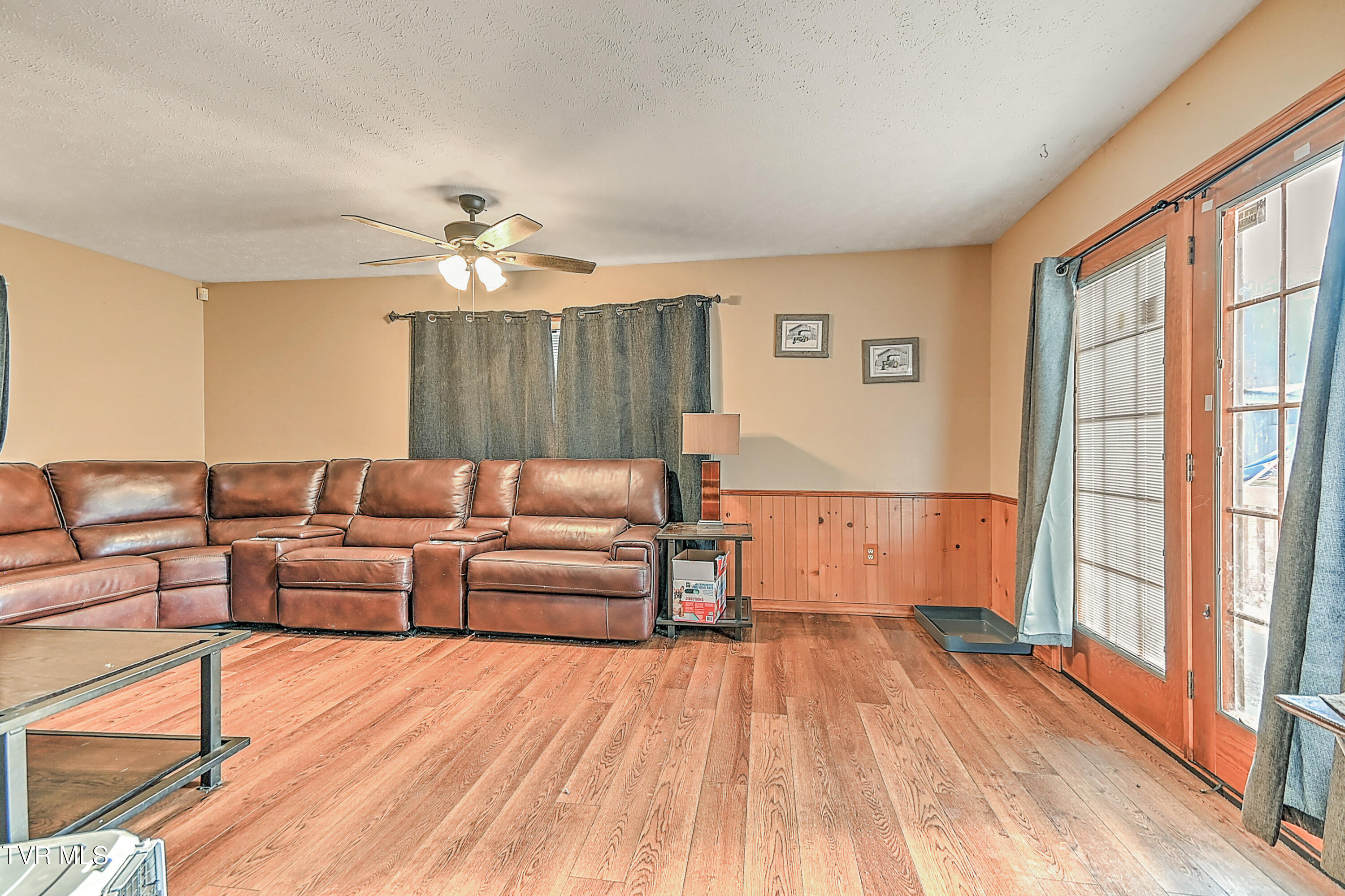 20483 Hoot Owl Road Bristol, VA 24202 - Photo 9 of 18 20483 Hoot Owl SM-26