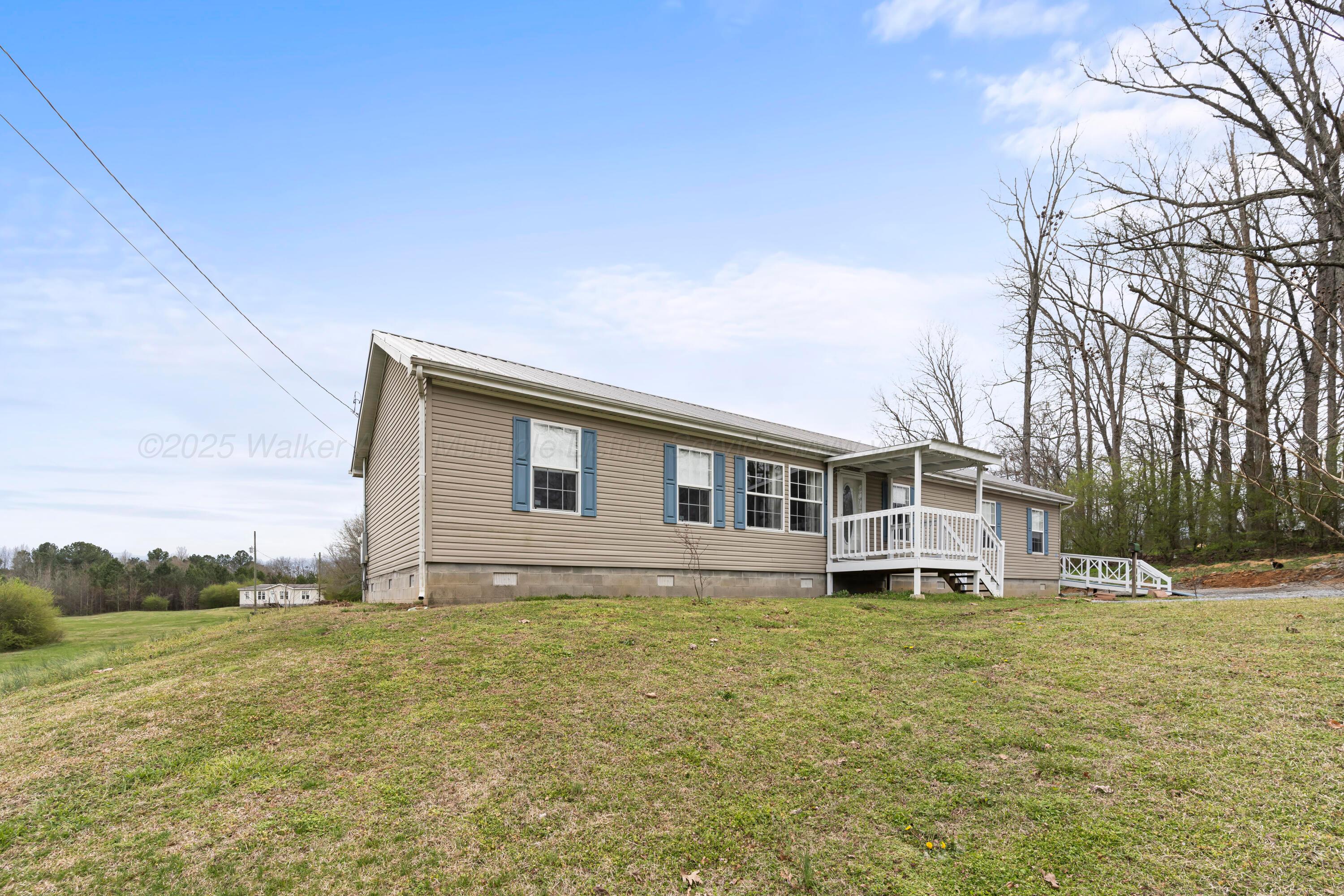 157 Bell Road Falkville, AL 35622 - Photo 25 of 27 Front of House