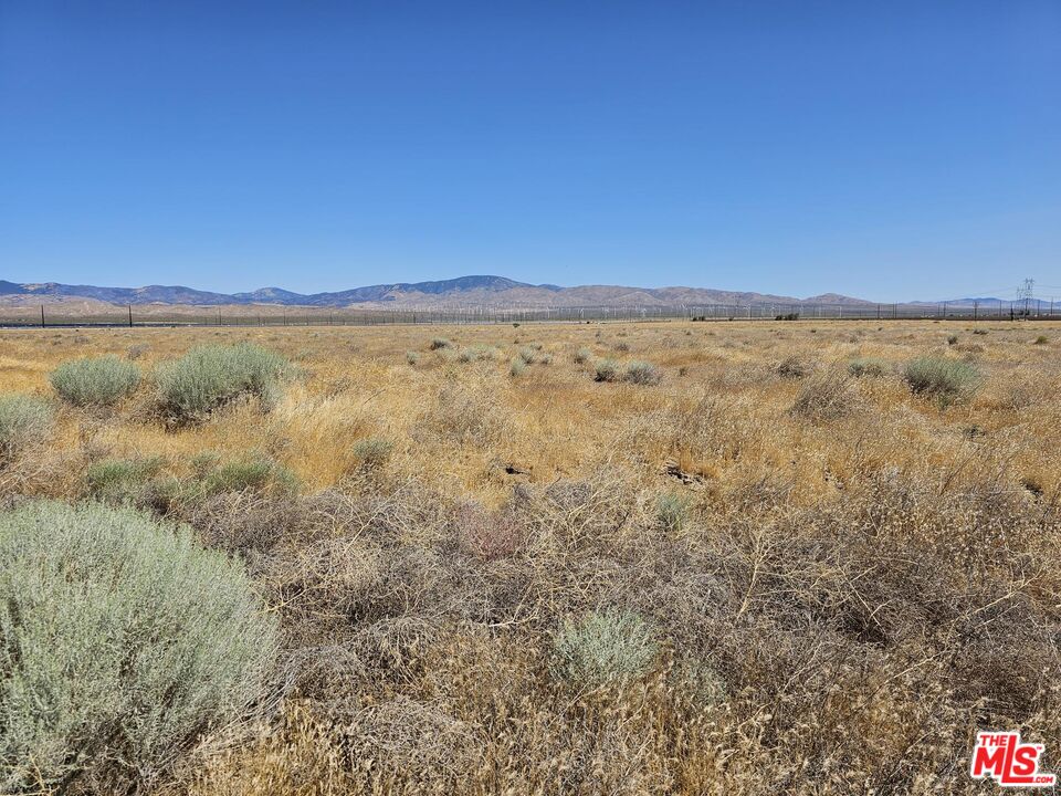 0 East Th Lancaster Ca  