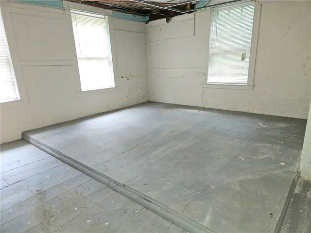 $379,900 | 1 Side Hill Street, Hopkinton, RI 02832