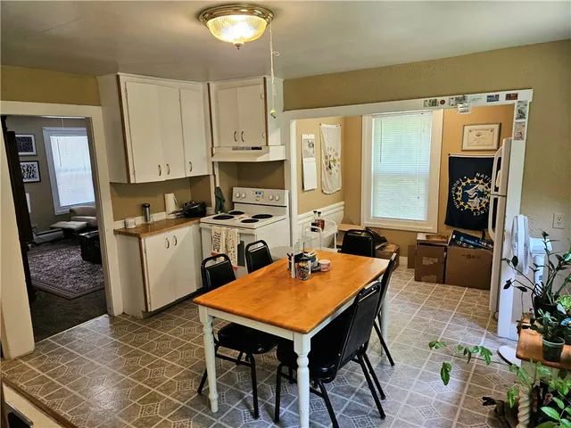 $379,900 | 1 Side Hill Street, Hopkinton, RI 02832