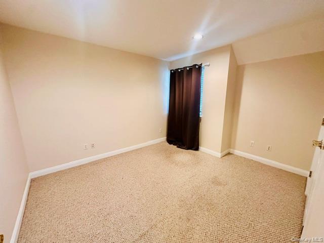 51 Winding Ridge Road White Plains, NY 10603 - Photo 23 of 36 Gallery Image 23