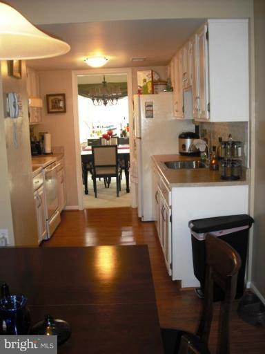2909 Seminole Road Woodbridge, VA 22192 - Photo 3 of 15 Kitchen