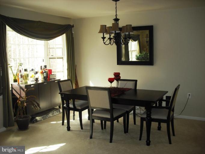 2909 Seminole Road Woodbridge, VA 22192 - Photo 8 of 15 Dining Room
