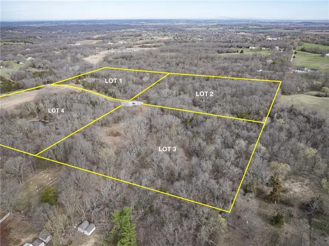 $248,000 | 1521 South Buckner Tarsney Road, Buckner, MO 64016