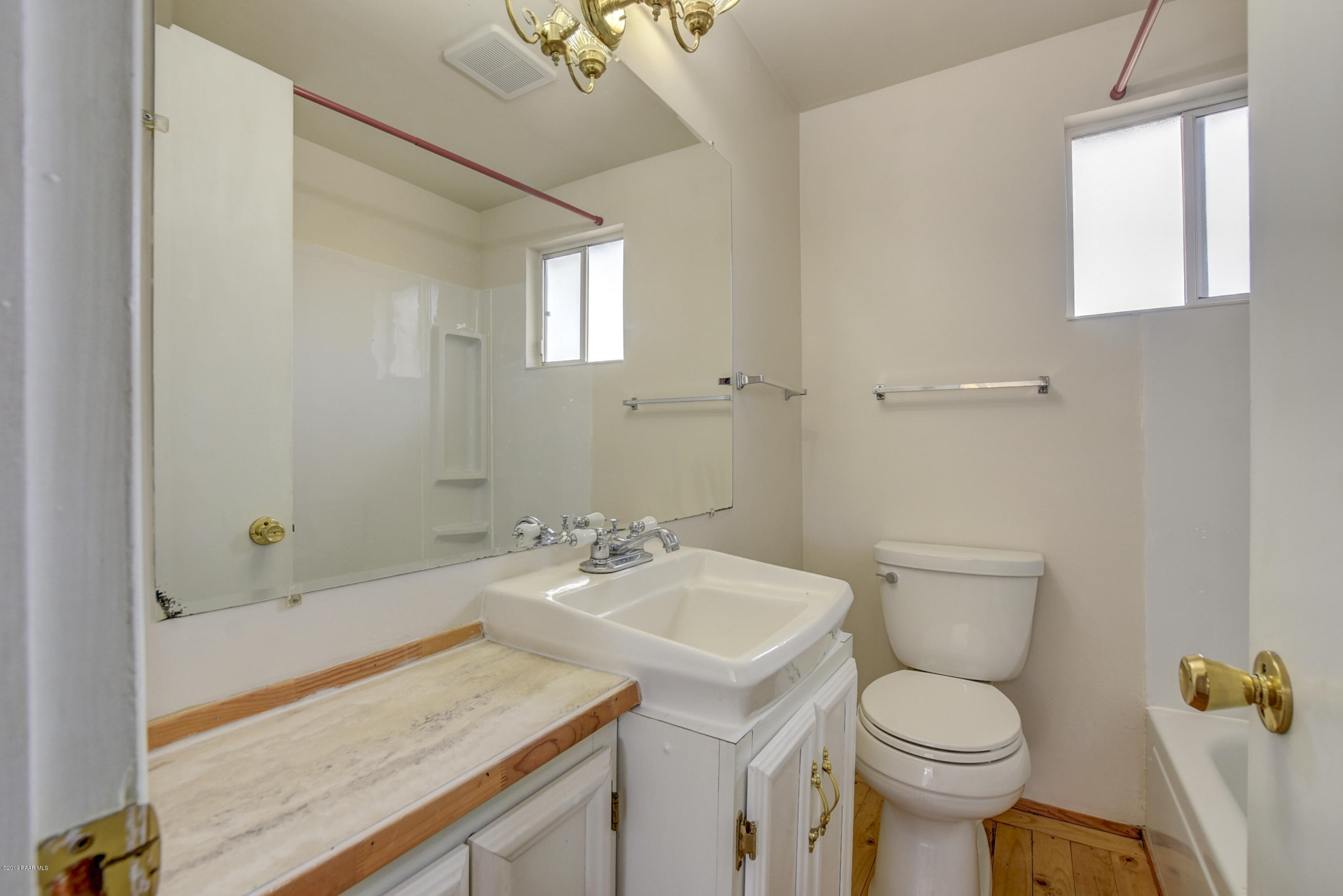 2270 Thumb Butte Road Prescott, AZ 86305 - Photo 14 of 16 Bathroom 1