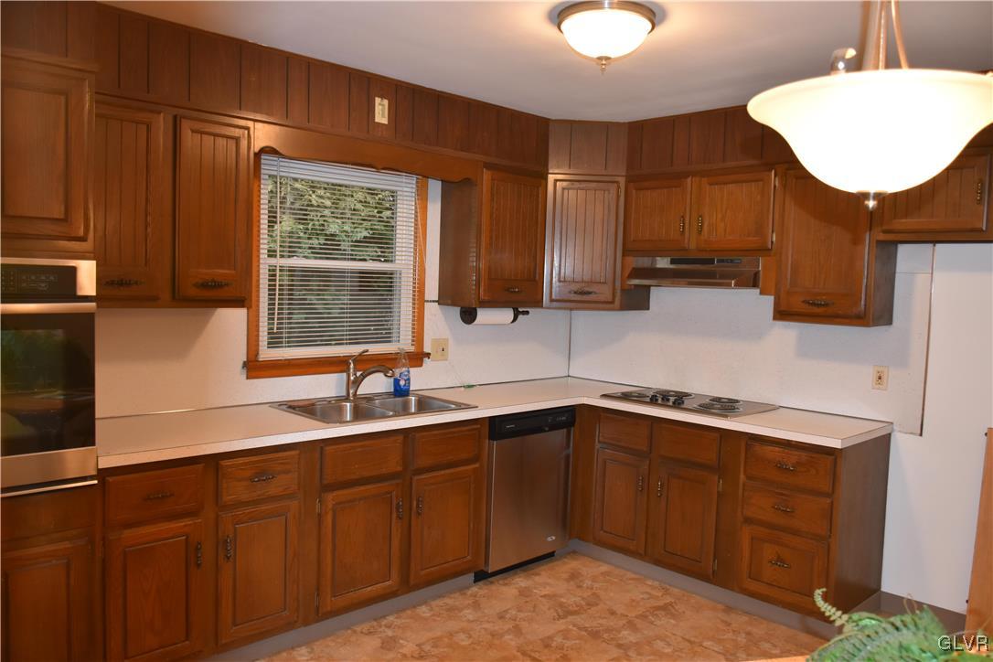3516 Township Line Road Nazareth, PA 18064 - Photo 10 of 47 Gallery Image 10