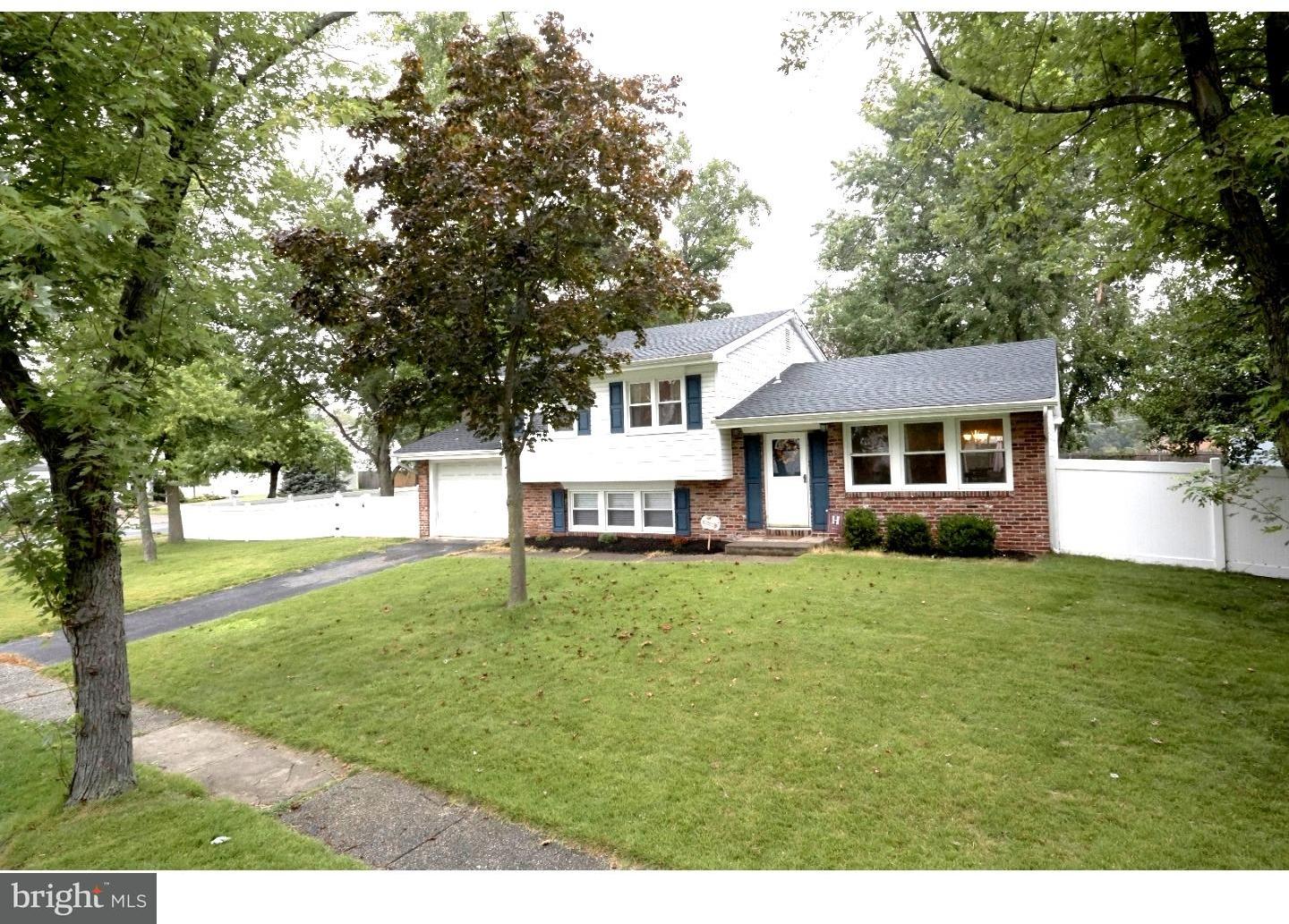 798 Lancing Road Woodbury, NJ 08096 - Photo 2 of 23 Front Yard