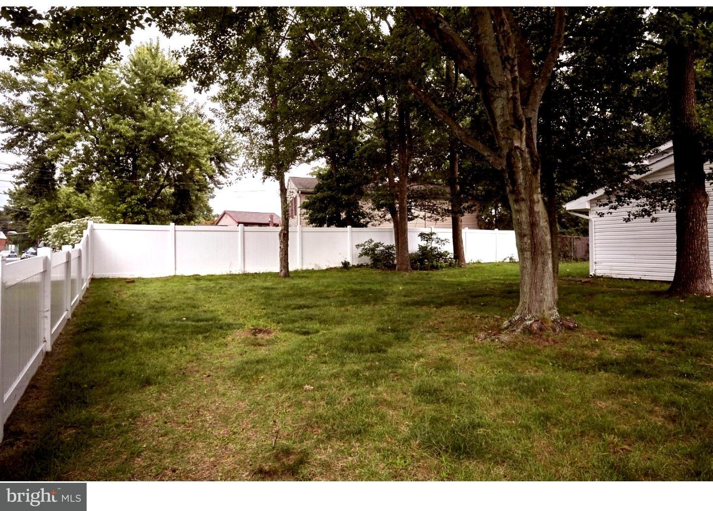 798 Lancing Road Woodbury, NJ 08096 - Photo 11 of 23 Back Yard