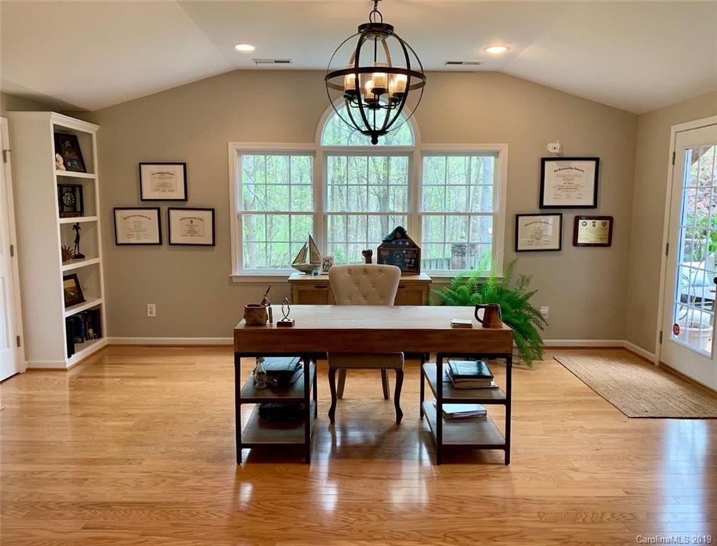 3801 Huckleberry Road Charlotte, NC 28210 - Photo 11 of 28 Gallery Image 11