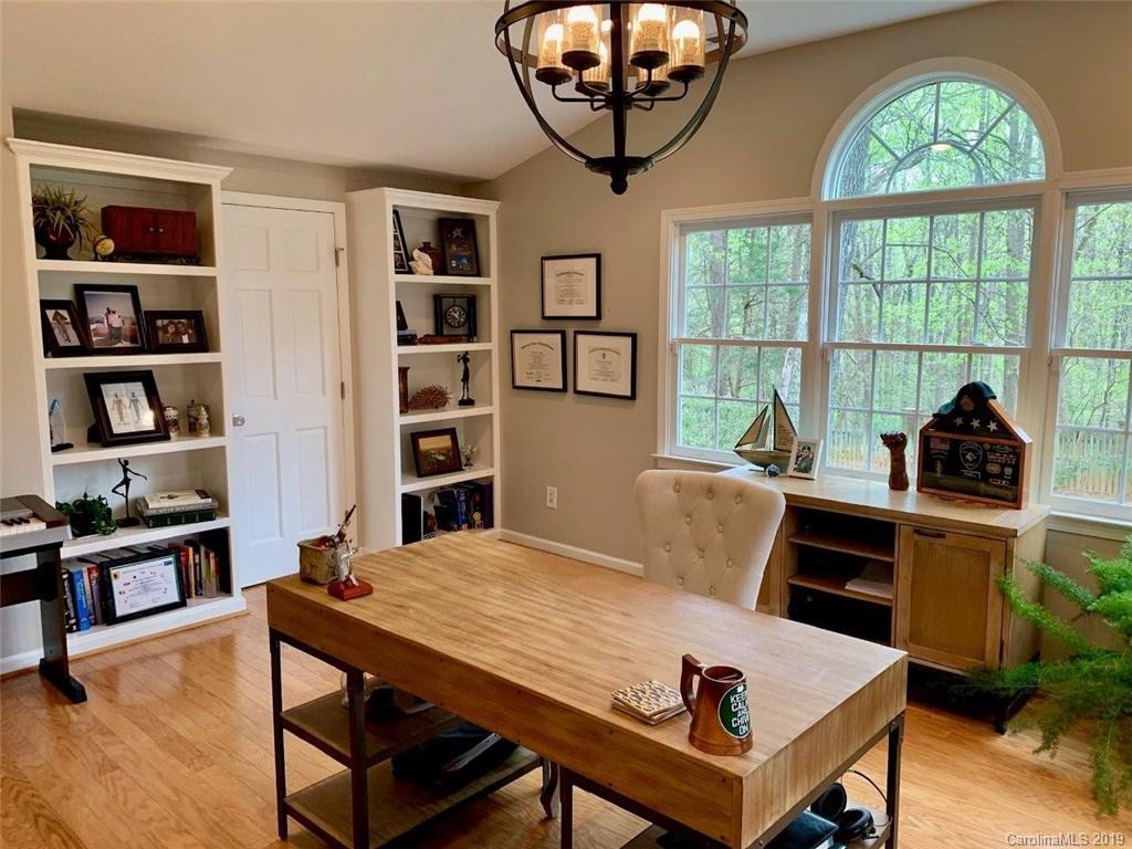 3801 Huckleberry Road Charlotte, NC 28210 - Photo 12 of 28 Gallery Image 12