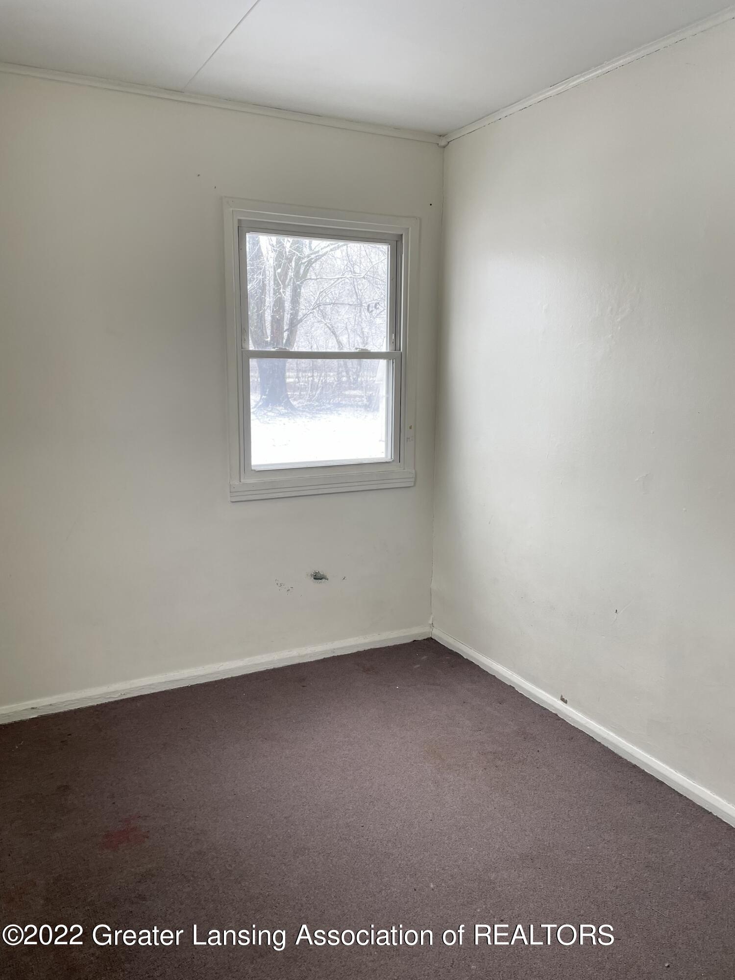 4219 Pleasant Grove Road Lansing, MI 48910 - Photo 8 of 13 bedroom 2