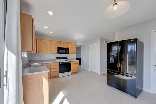$369,900 | 2901 Tamarack Court, Lawrenceburg, IN 47025