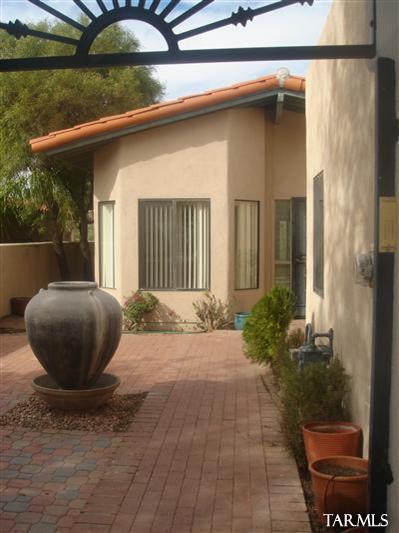4635 East Hupa Way Tucson, AZ 85718 - Photo 1 of 17