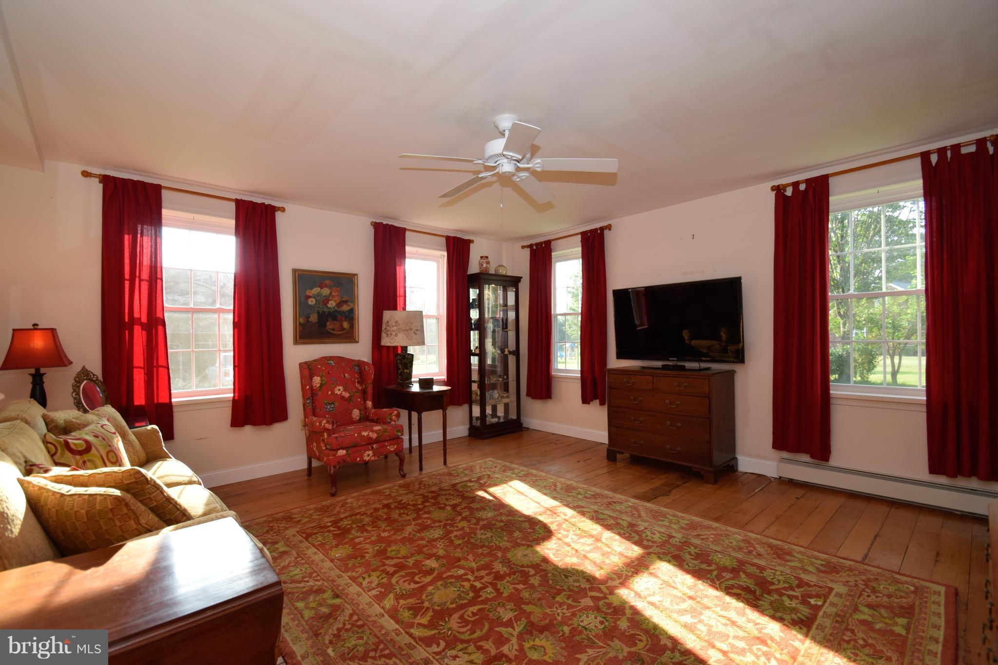 212 Calvary Road Churchville, MD 21028 - Photo 13 of 30 Living Room