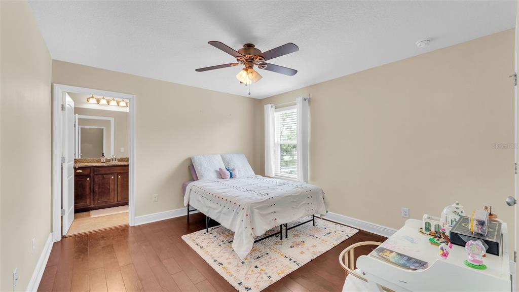 132 Magneta Loop Auburndale, FL 33823 - Photo 33 of 56 a living room with furniture and a table