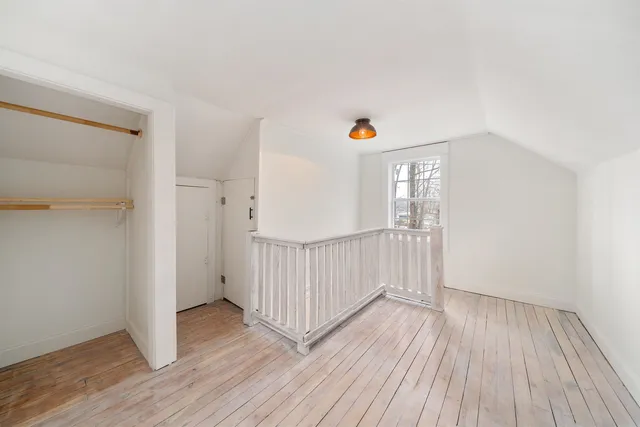 $155,700 | 255 Woodlawn Place, Selmer, TN 38375