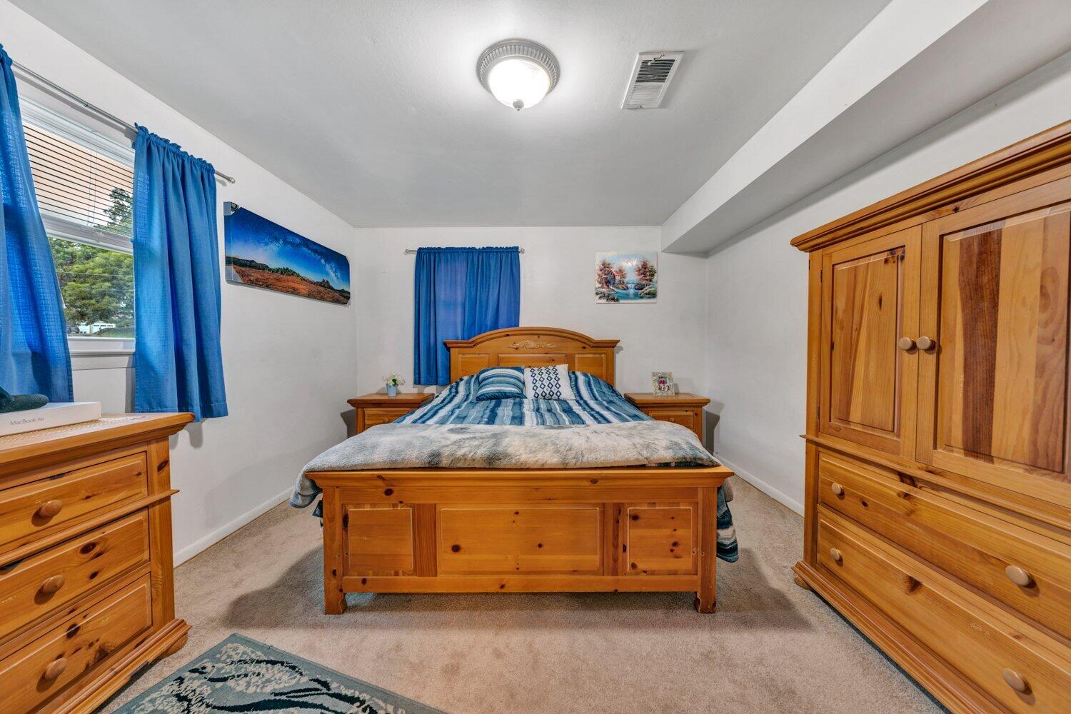 3131 Galloway Drive Roanoke, VA 24018 - Photo 19 of 37 a bedroom with a bed and window