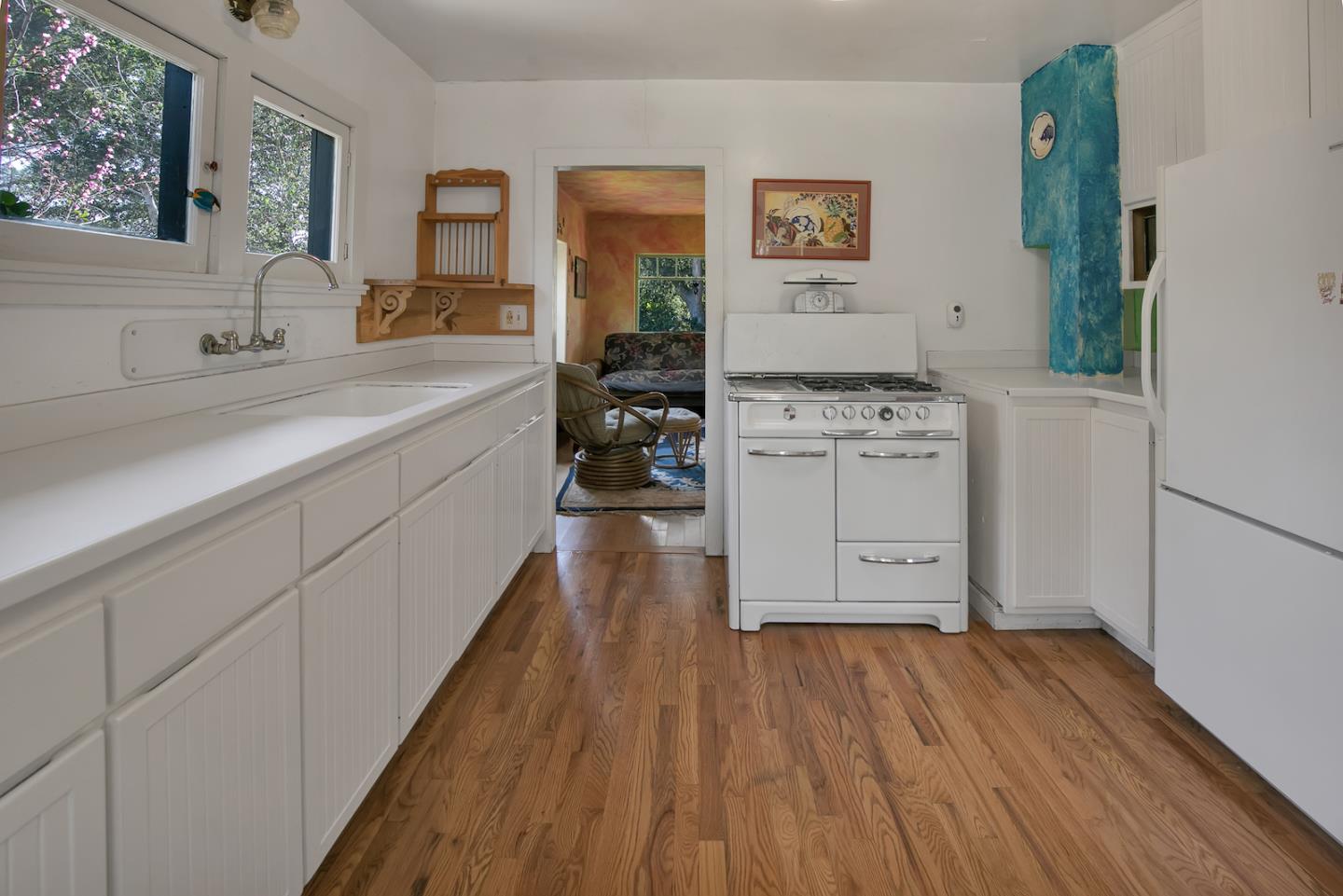 70 Rancho Road Watsonville, CA 95076 - Photo 5 of 51 Gallery Image 5