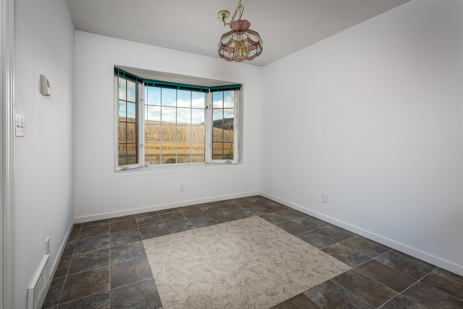 2840 Old Fort Road Klamath Falls, OR 97601 - Photo 9 of 21 Additional Photo