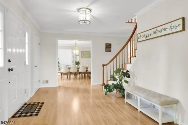 $1,399,000 | 16 Lenape Court, Bernards, NJ 07920