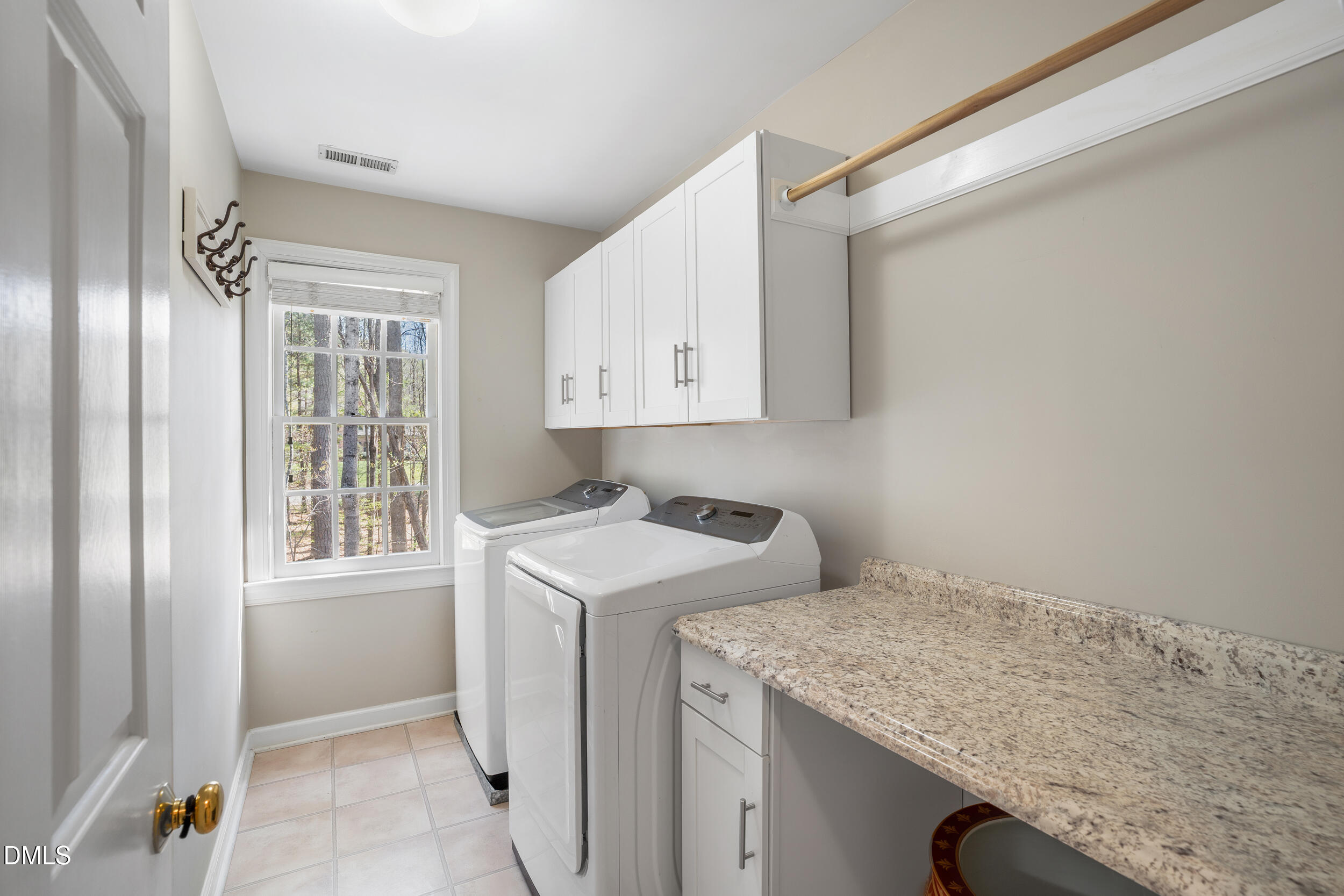 828 Reading Circle Raleigh, NC 27615 - Photo 35 of 69 Gallery Image 35
