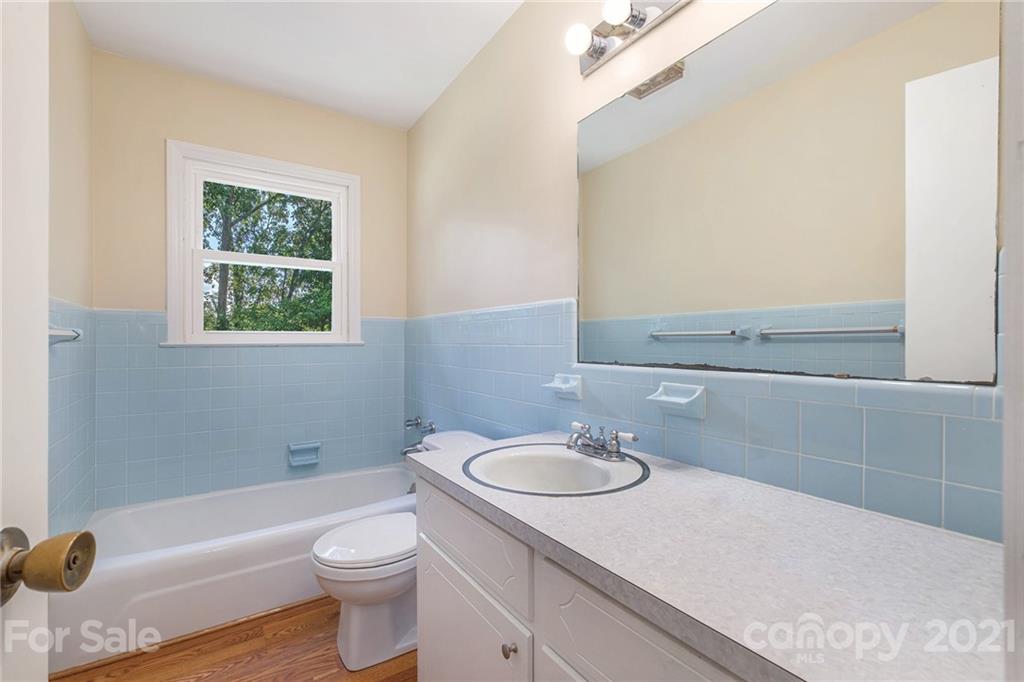 2608 Starnes Road Charlotte, NC 28214 - Photo 6 of 15 Gallery Image 6
