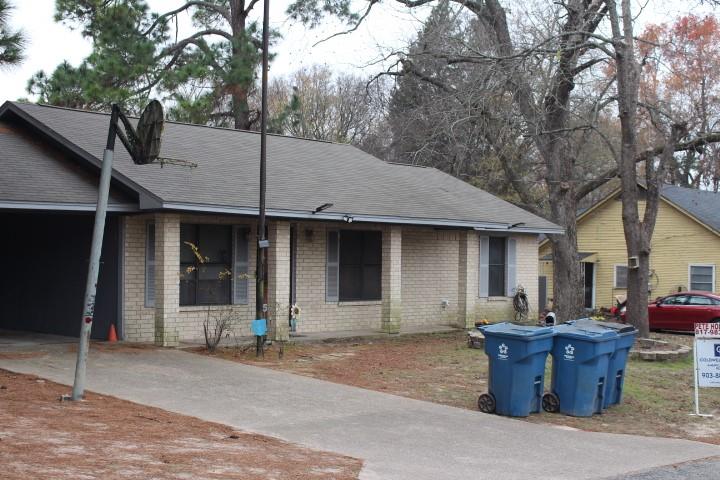 538 Massey Street Athens, TX 75751 - Photo 8 of 32 a view of a house with a tree