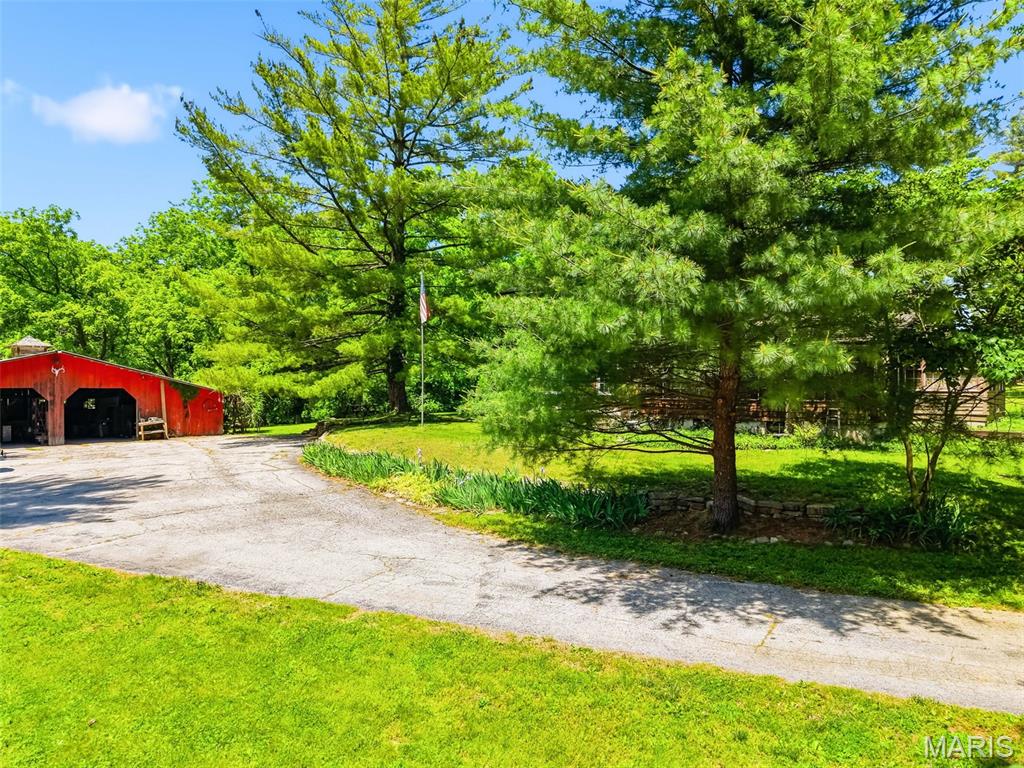 613 Jacobs Station Road St. Charles, MO 63304 - Photo 11 of 58