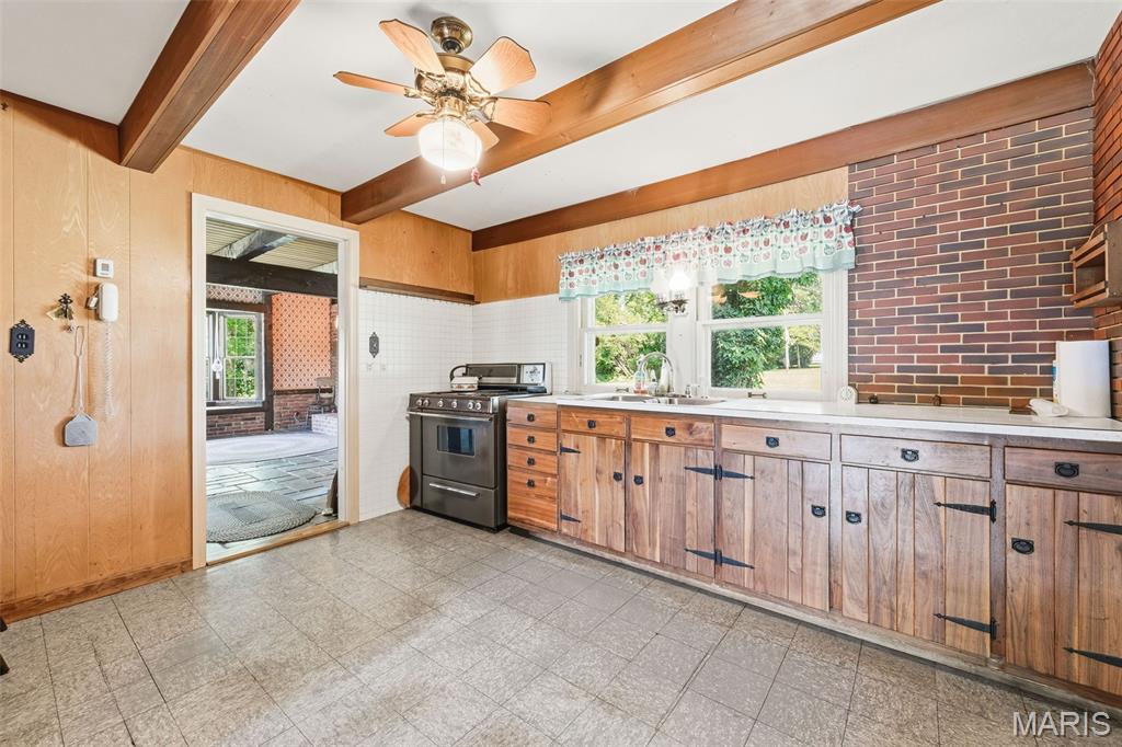 613 Jacobs Station Road St. Charles, MO 63304 - Photo 17 of 58