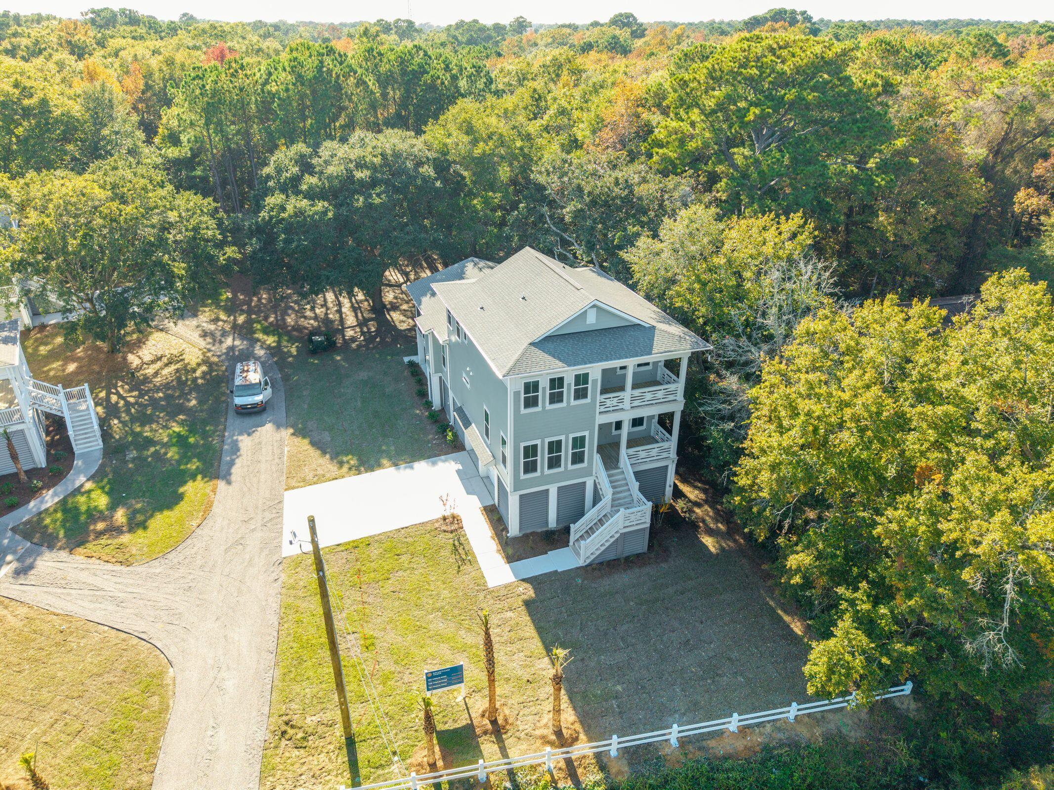 1127 Hamlin Road Mount Pleasant, SC 29466 - Photo 72 of 81 1131 Hamlin Rd Mt. Pleasant 00158