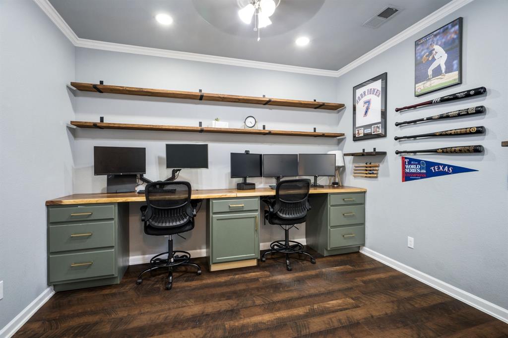817 Rio Bravo Drive Fort Worth, TX 76052 - Photo 15 of 27