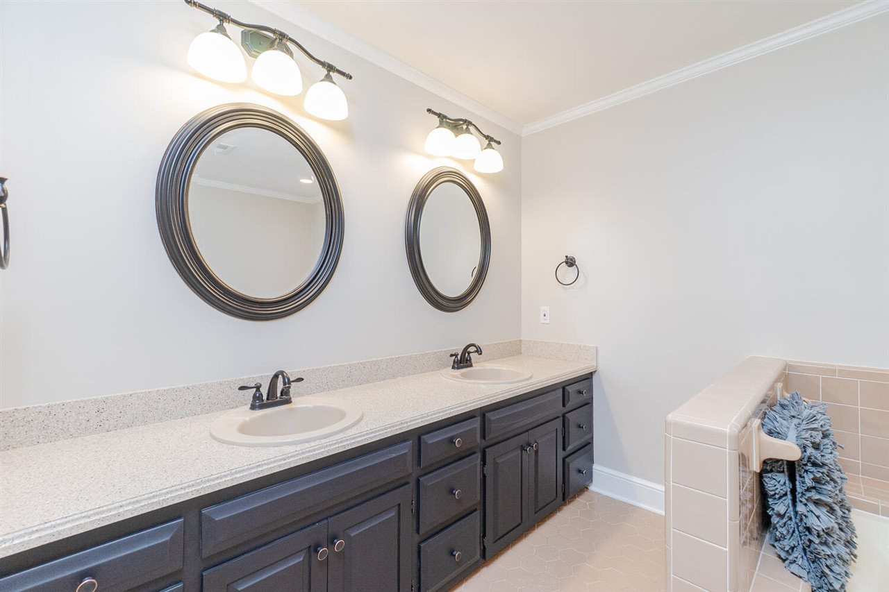 704 Sandown Place Raleigh, NC 27615 - Photo 20 of 30 Photo 20