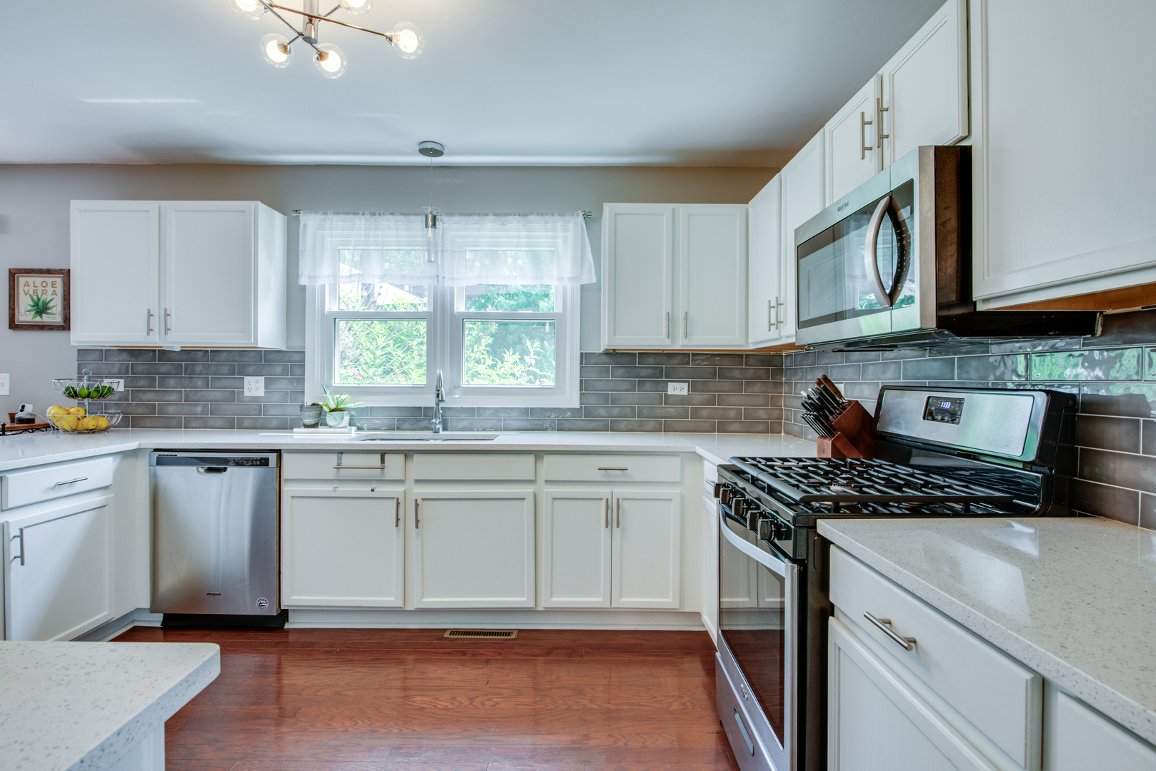 1818 Olde Mill Road Plainfield, IL 60586 - Photo 7 of 32