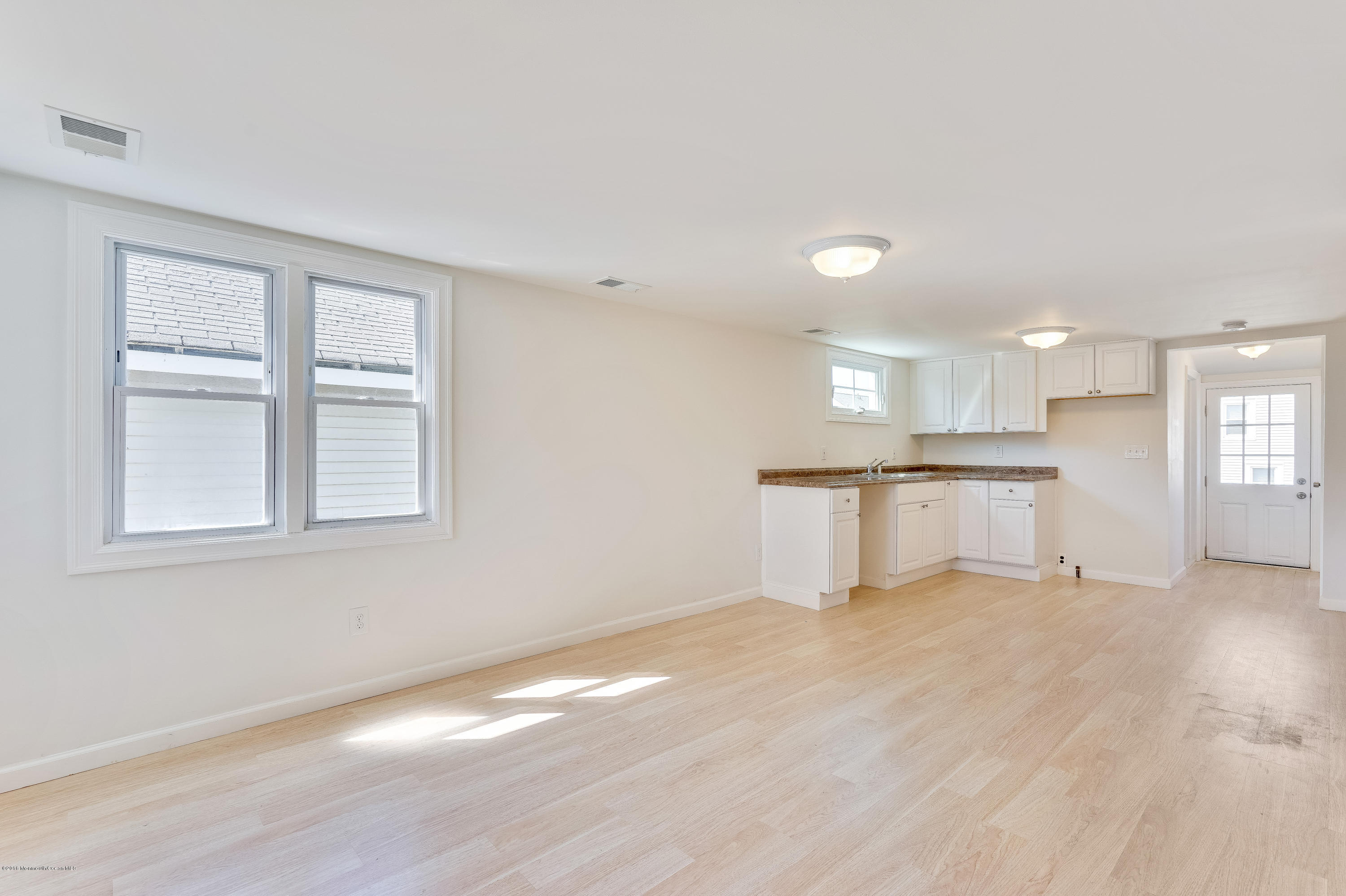 542 Brielle Road Manasquan, NJ 08736 - Photo 5 of 28 4-photo-print-3597637