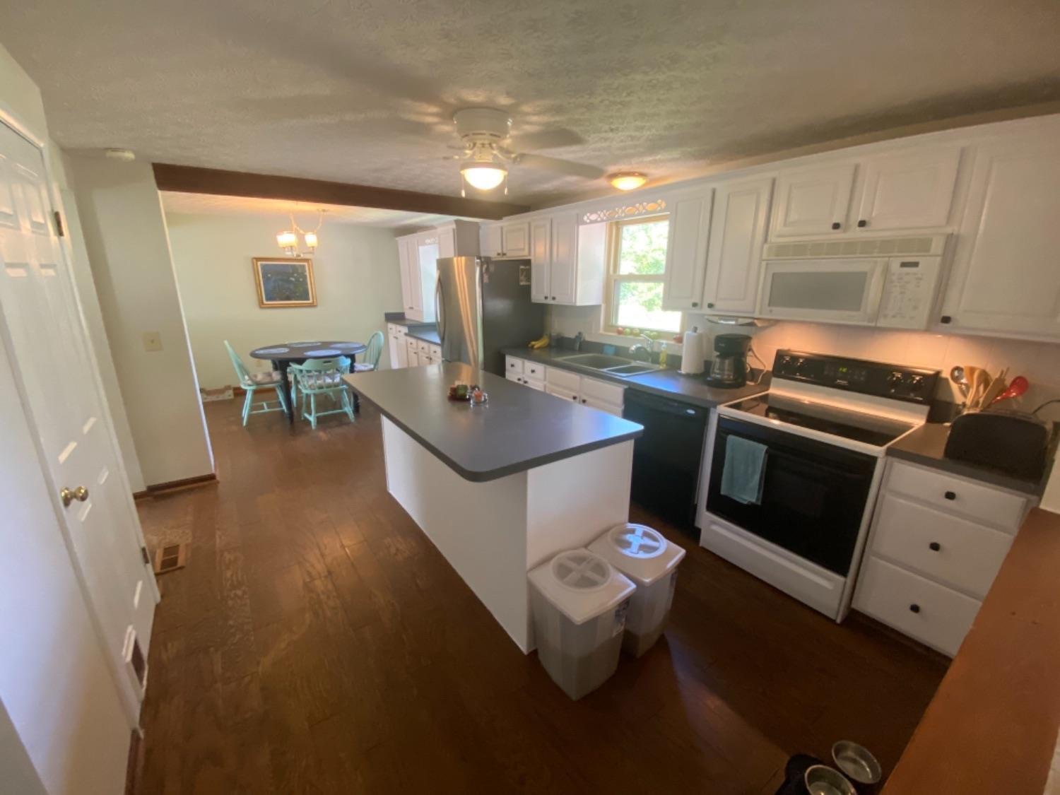 1168 Nature Run Road Batavia, OH 45103 - Photo 10 of 47 Gallery Image 10