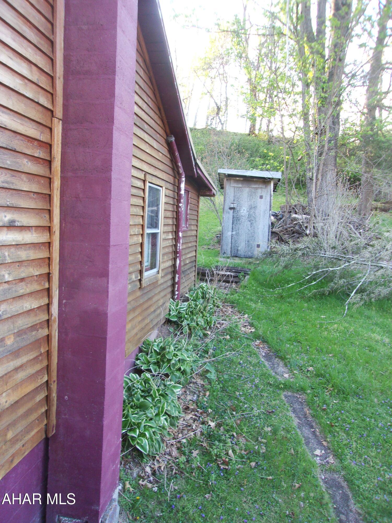 310 Locust Beach Road Everett, PA 15537 - Photo 29 of 35