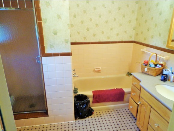 114 New Boston Road Bedford, NH 03110 - Photo 11 of 17