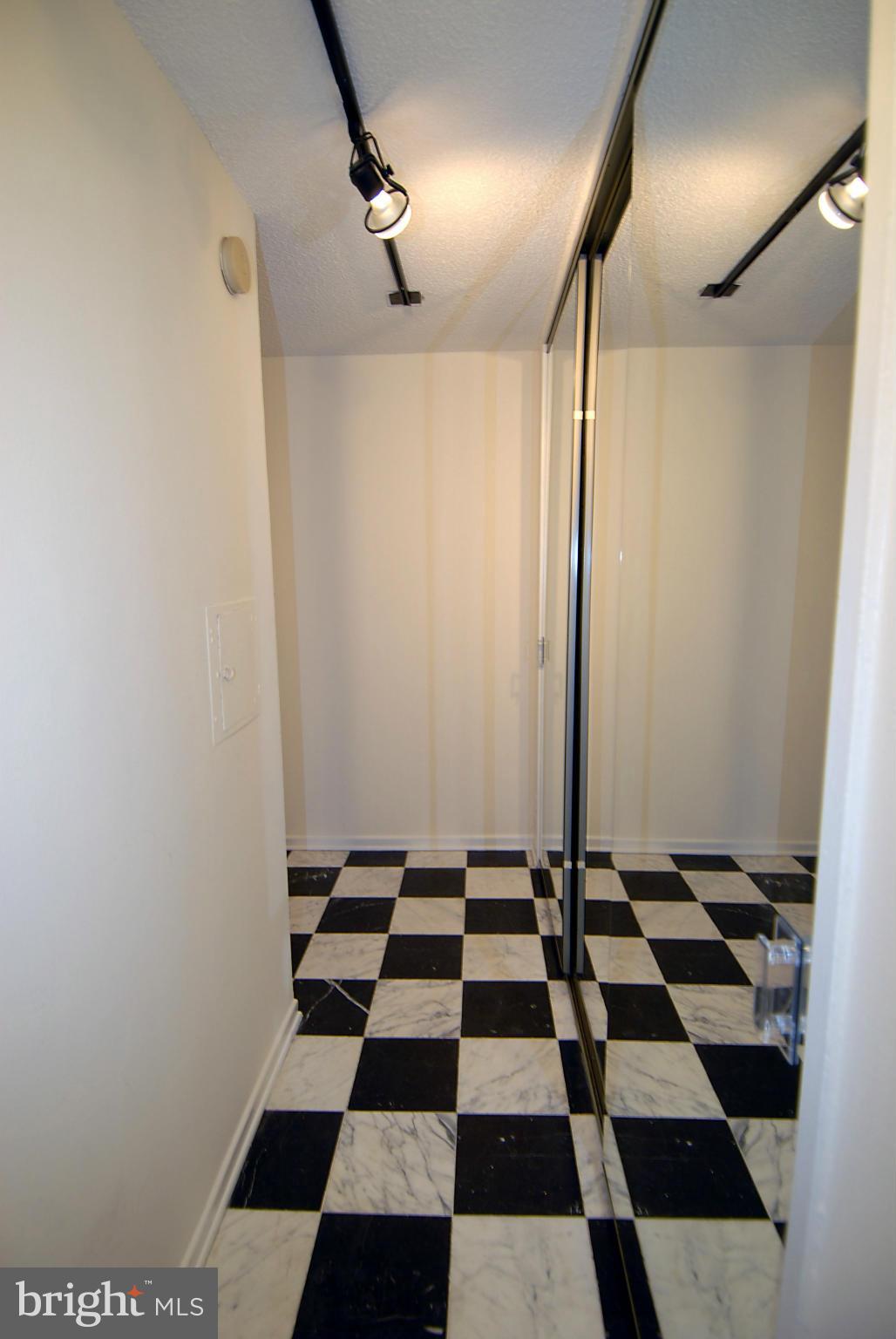 240 M Street Southwest, Unit E201 Washington, DC 20024 - Photo 13 of 27 Interior (General)