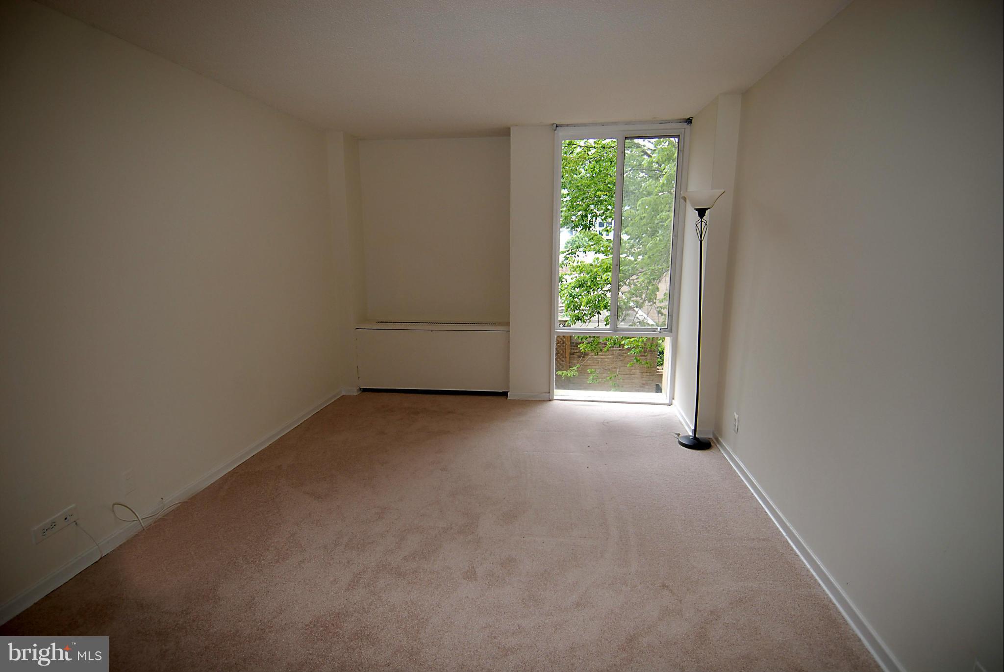 240 M Street Southwest, Unit E201 Washington, DC 20024 - Photo 17 of 27 Interior (General)