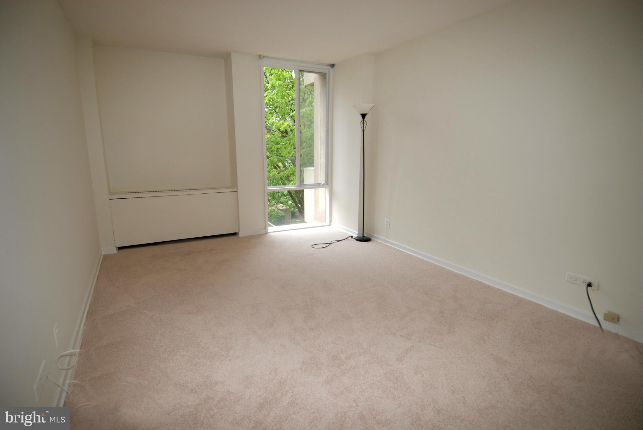 240 M Street Southwest, Unit E201 Washington, DC 20024 - Photo 18 of 27 Interior (General)
