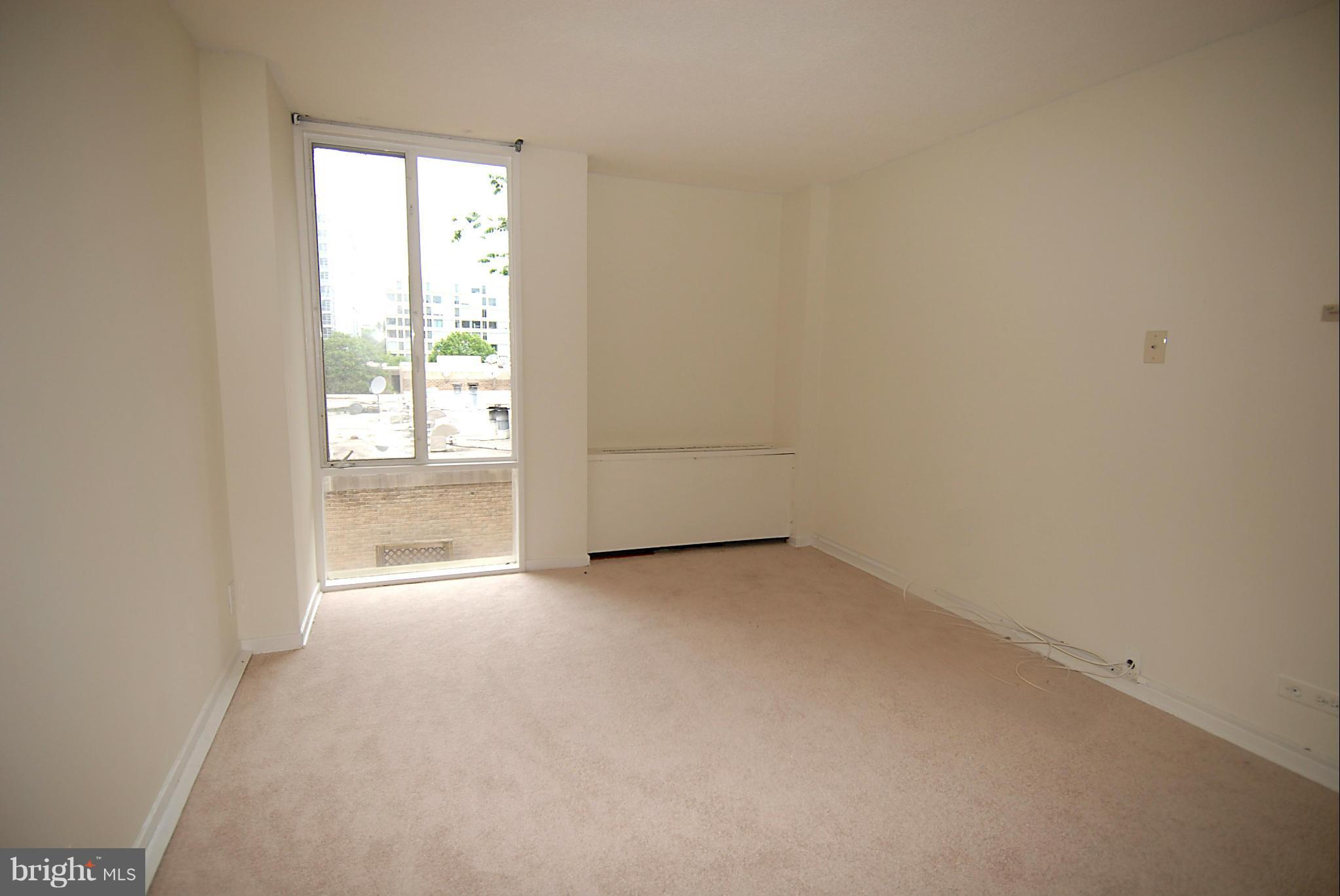 240 M Street Southwest, Unit E201 Washington, DC 20024 - Photo 19 of 27 Interior (General)
