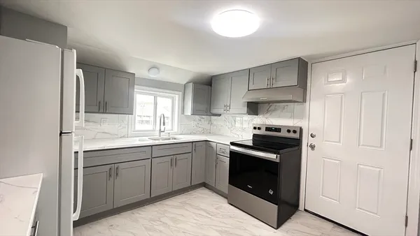 $1,800 | 242 Main Street, Unit 242, Ashland, MA 01721