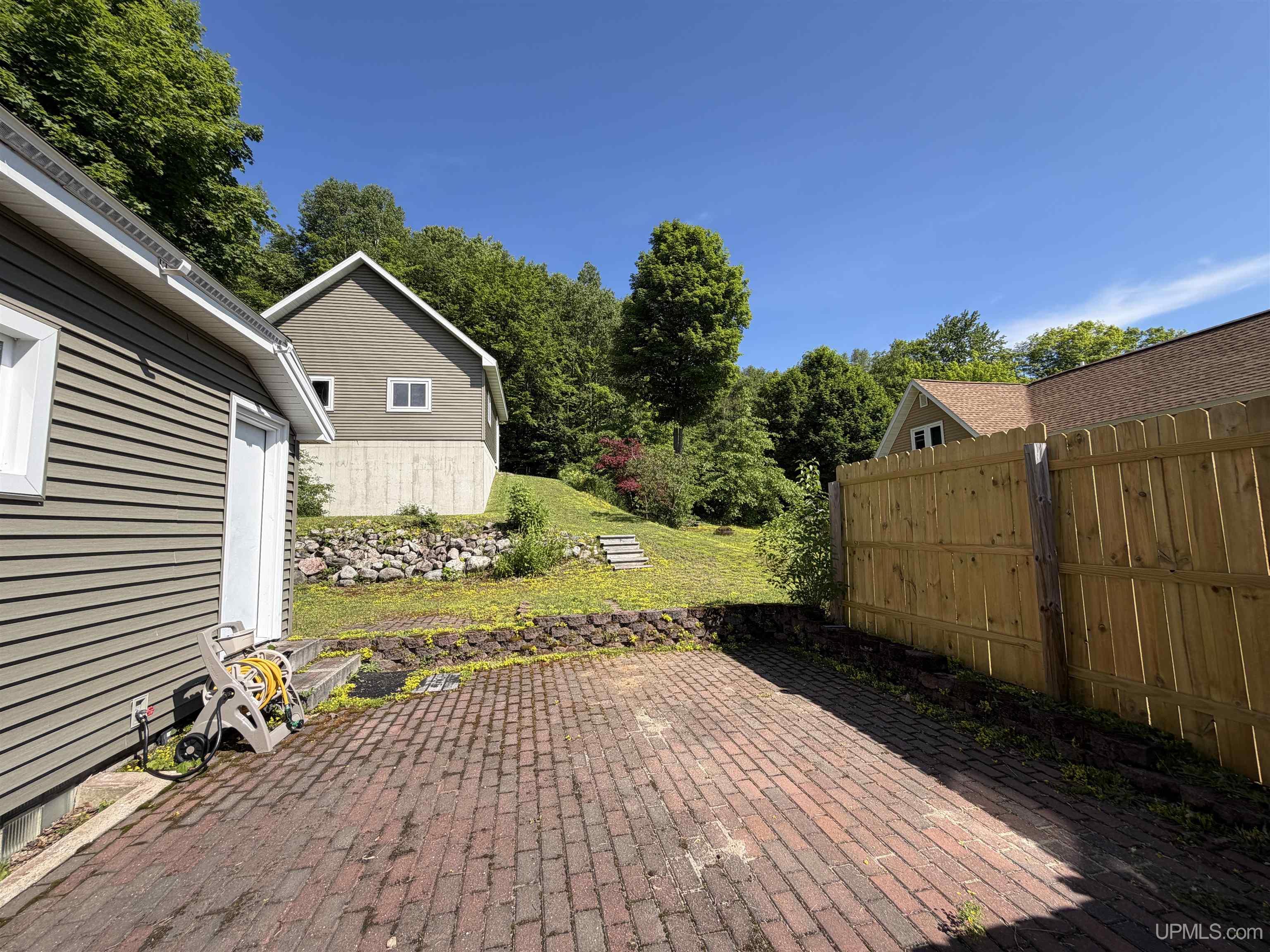 204 Walnut Street Munising, MI 49862 - Photo 38 of 45
