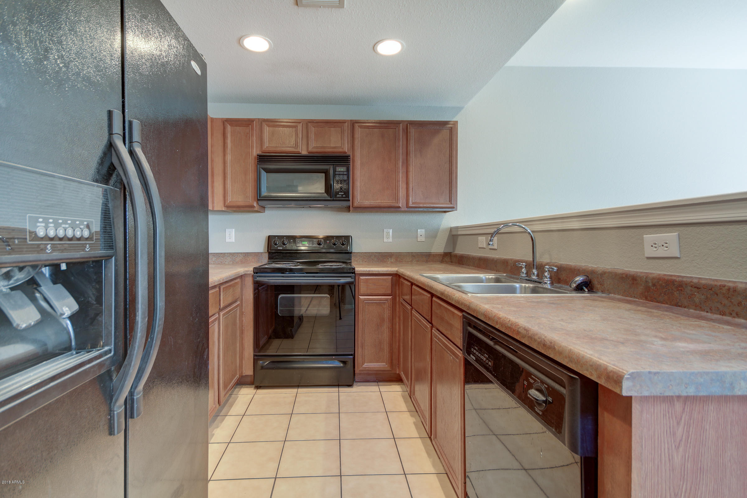 3150 East Beardsley Road, Unit 1006 Phoenix, AZ 85050 - Photo 11 of 31 3150 E Beardsley Rd #1006-14