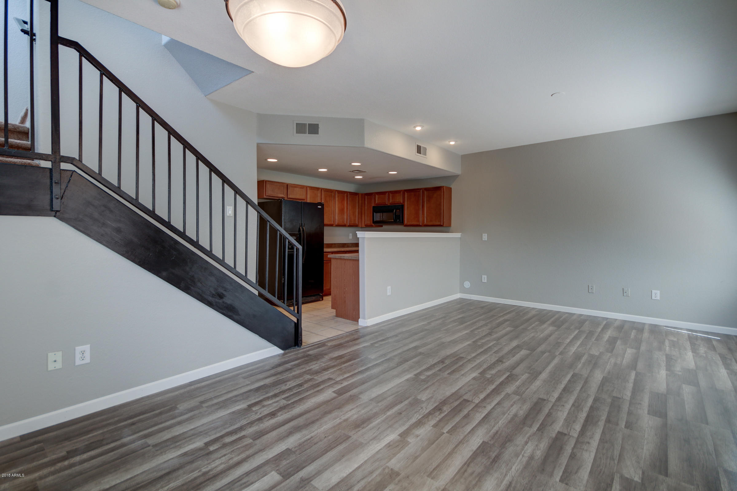 3150 East Beardsley Road, Unit 1006 Phoenix, AZ 85050 - Photo 8 of 31 3150 E Beardsley Rd #1006-7