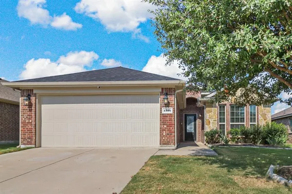 $2,195 | 1316 Red River Drive, Aubrey, TX 76227