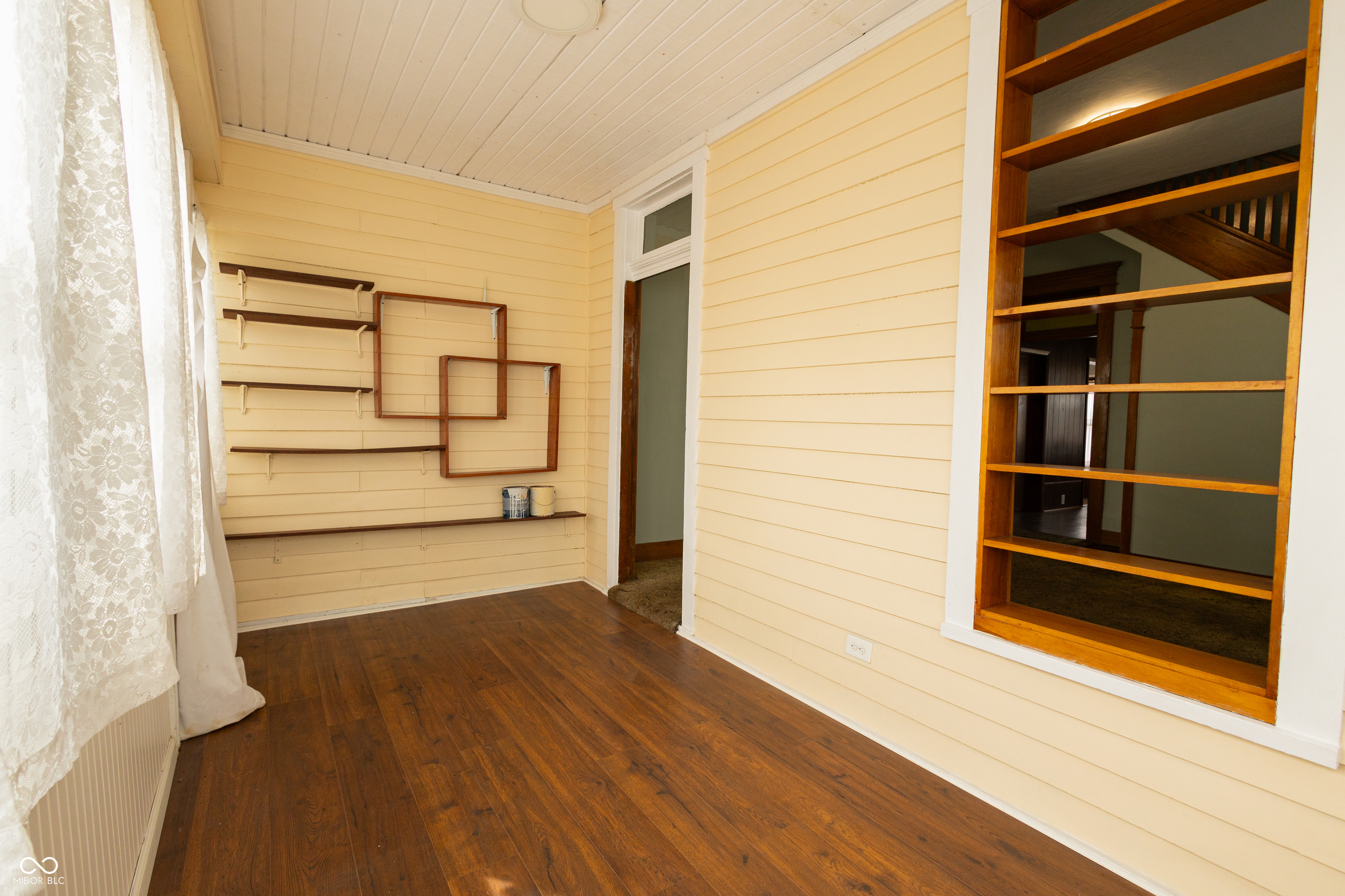 636 South Obrien Street Seymour, IN 47274 - Photo 5 of 36